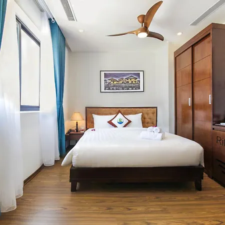Ritzy Boutique Hotel Da Nang Beach Exterior photo