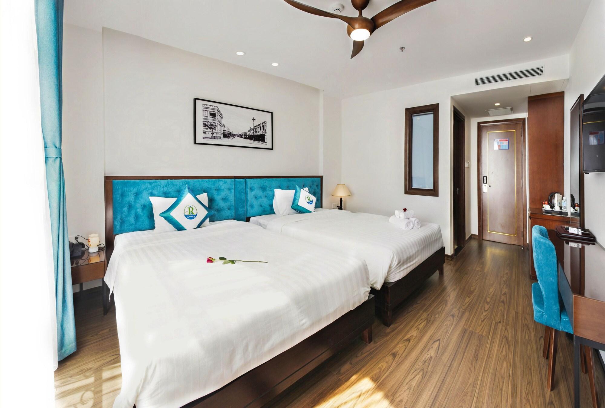 Khách sạn Ritzy Boutique 4*